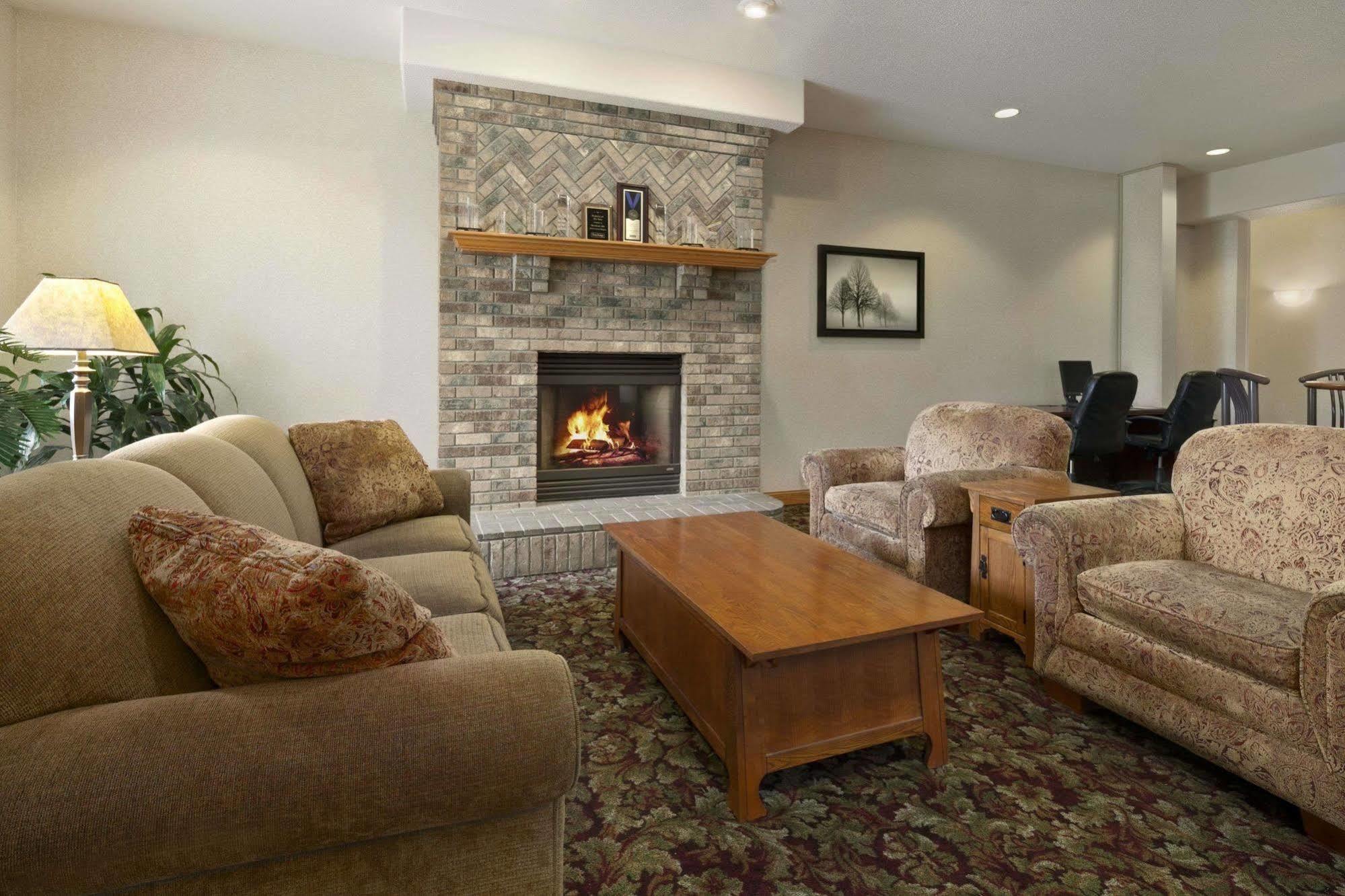 Travelodge & Suites By Wyndham Fargo/Moorhead Luaran gambar