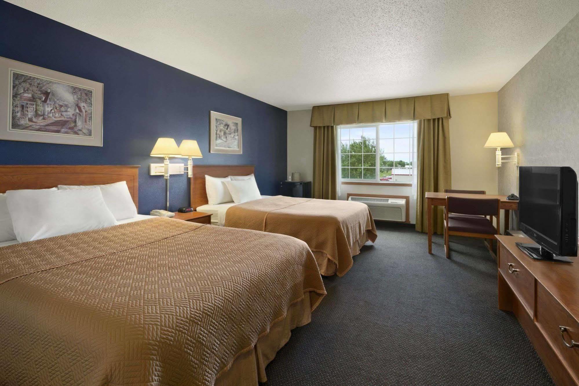 Travelodge & Suites By Wyndham Fargo/Moorhead Luaran gambar
